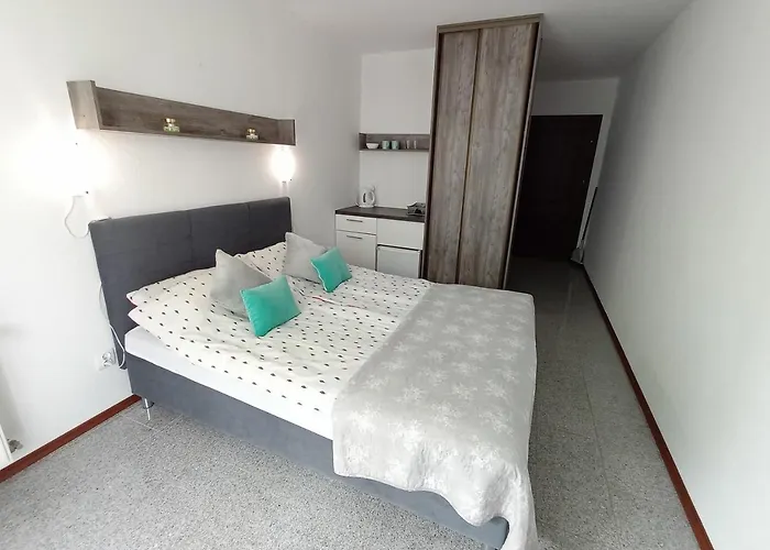 Séjour chez l'habitant Over *